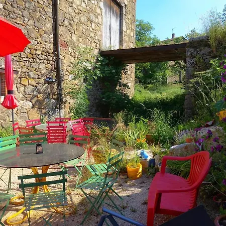 La Ferme De Chenevier, La Roulotte Fleurie 2/4pers Lüks kamp alanı Saint-Victor (Ardeche)